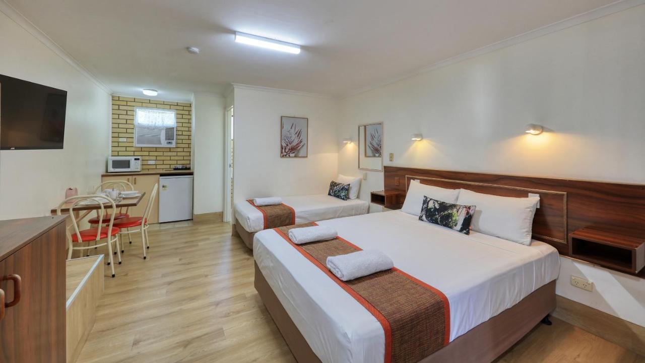 Bryants Motel Рома Екстер'єр фото